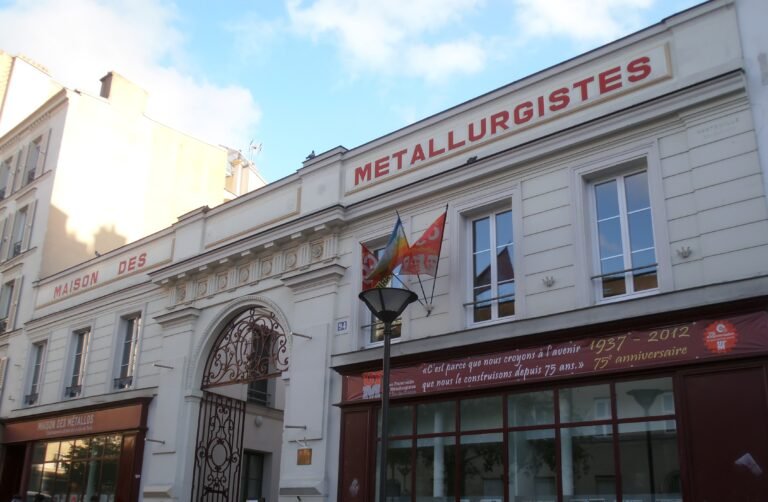 Facade de la Maison des Métallos